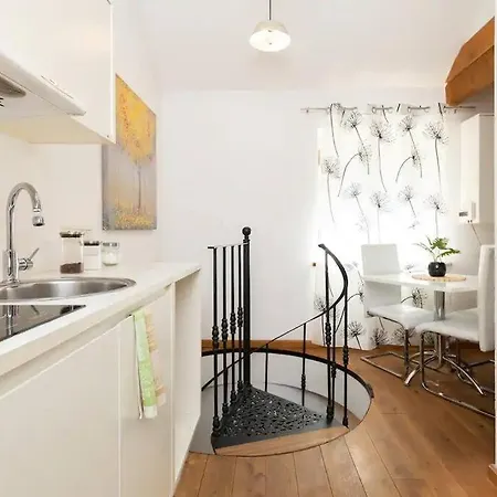 Cozy 3 Story House In Old Town Holiday home Tallinn