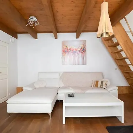 Cozy 3 Story House In Old Town Hotel